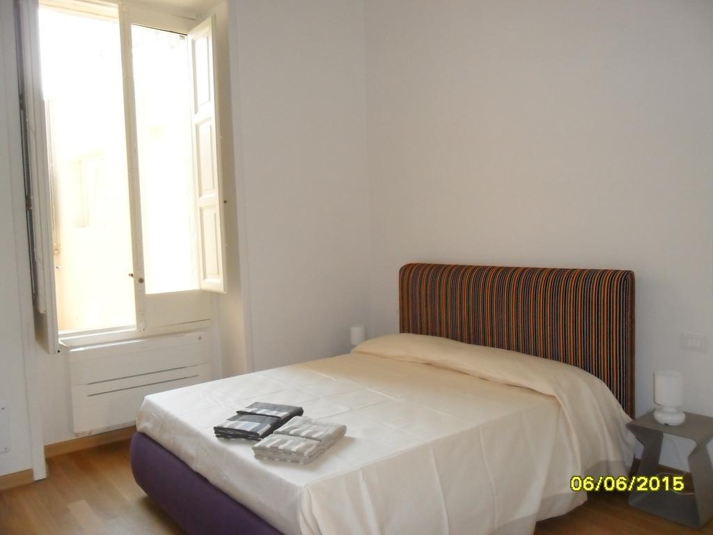 B&B La Casa Gialla Lecce Habitación foto
